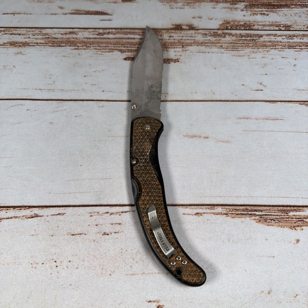 Vintage Cold Steel Voyager XL Clip Point Combo Edge Lockback Knife Japan 1996
